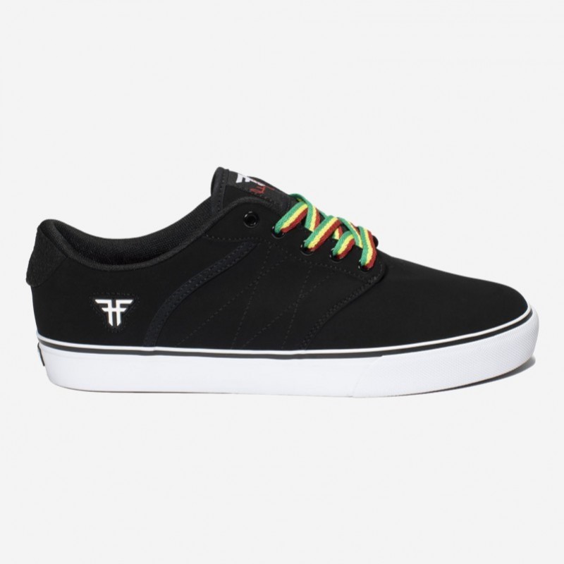tenis skate fallen