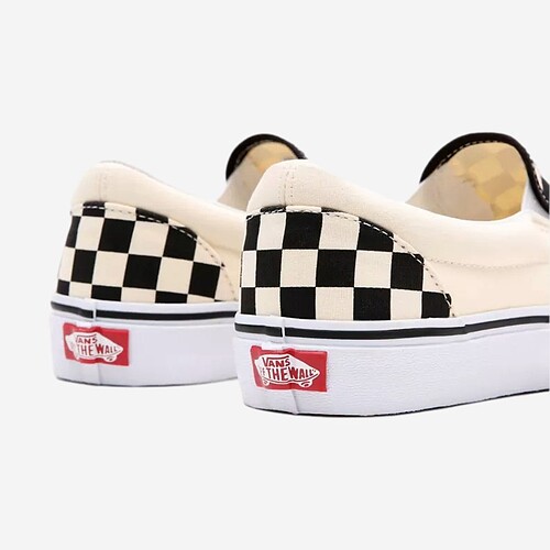 TENIS VANS SLIP ON CHECKERBOARD BR/PRETO