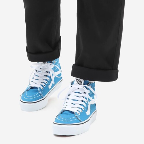 TENIS VANS SK8-HI AZUL CLARO