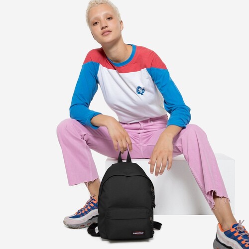 MOCHILA EASTPAK ORBIT  PRETO