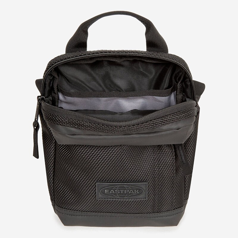 BOLSA EASTPAK THE ONE CNNCT PRETO