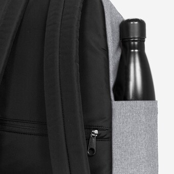 MOCHILA EASTPAK DAY PAK R  CINZA CLARO