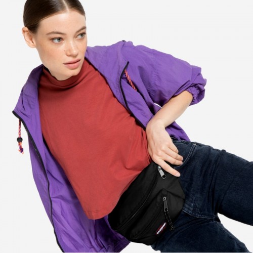 BOLSA EASTPAK DOGGY BAG PRETO